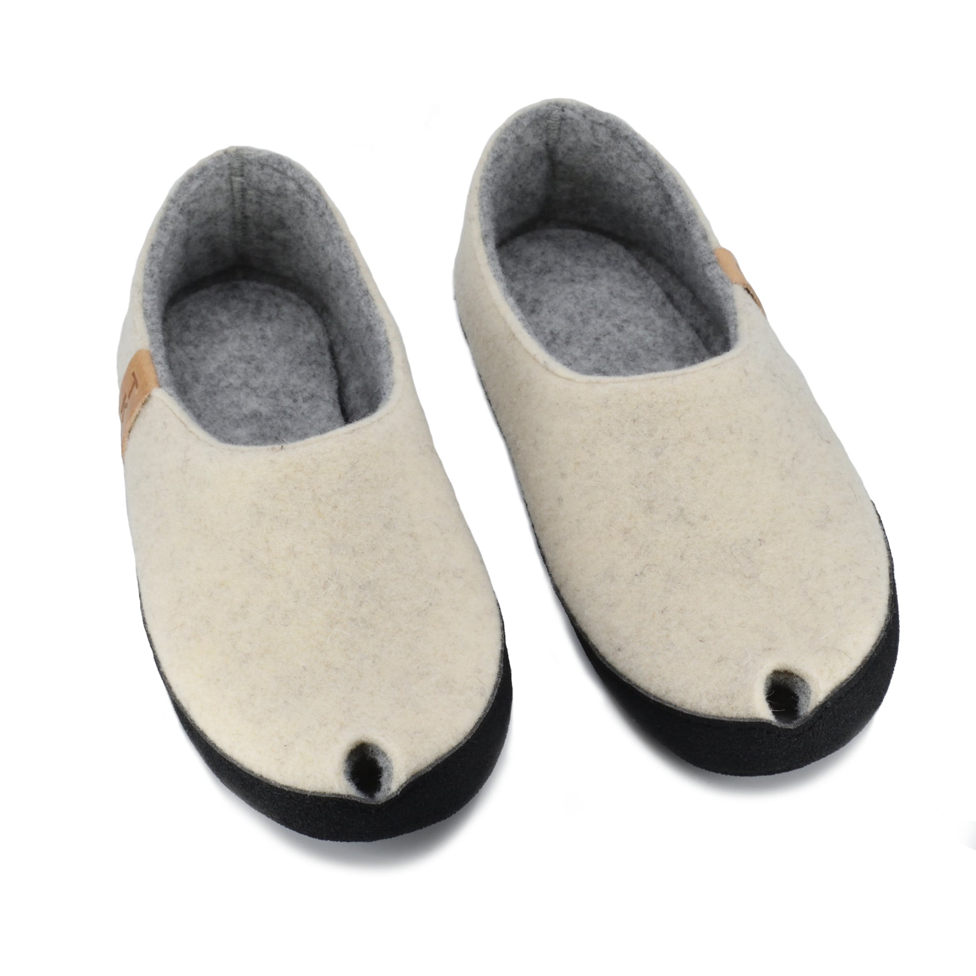 TOKU Budapest Slippers - Natural White