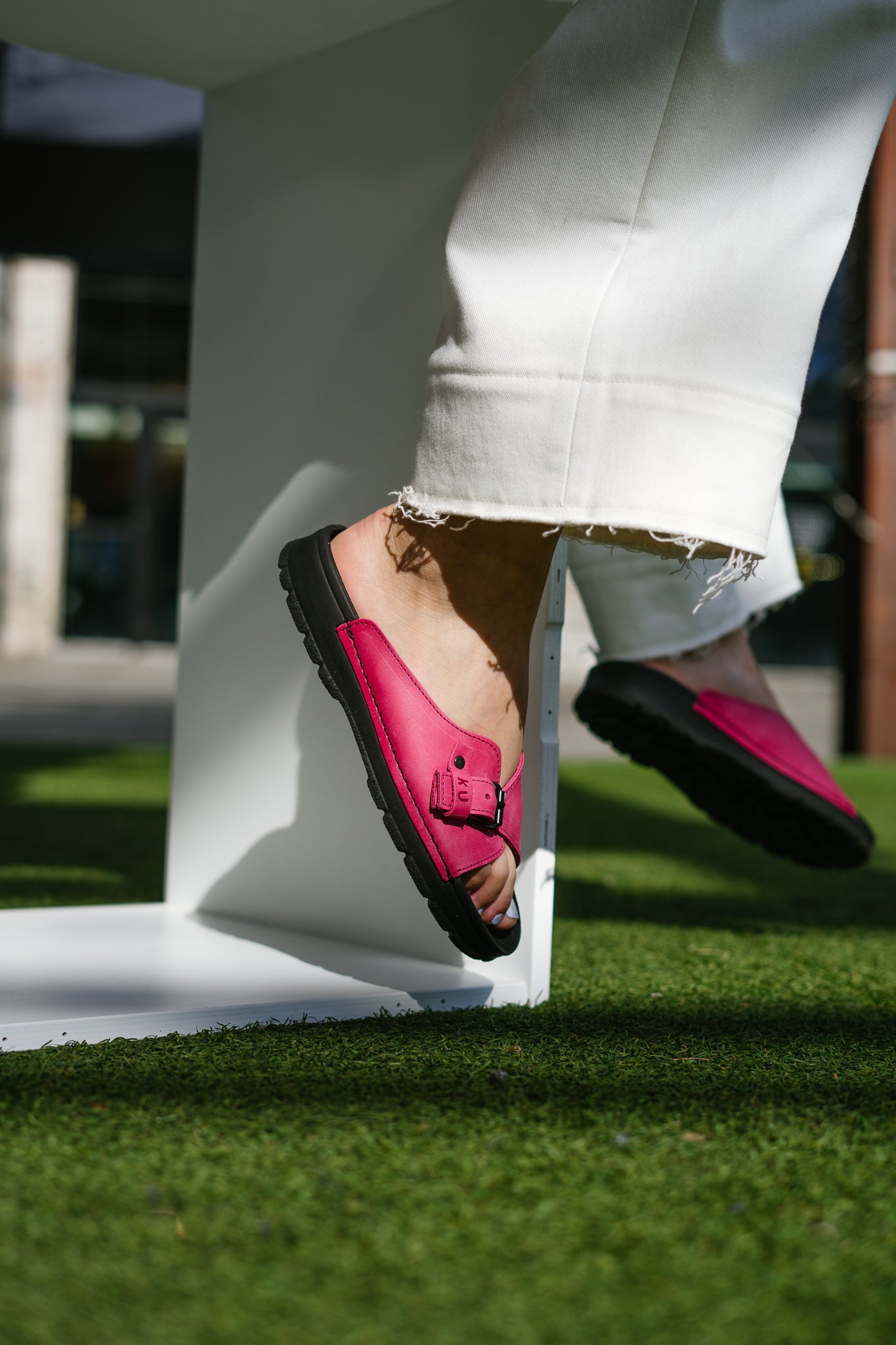 TOKU Rome Sandals - Fuchsia
