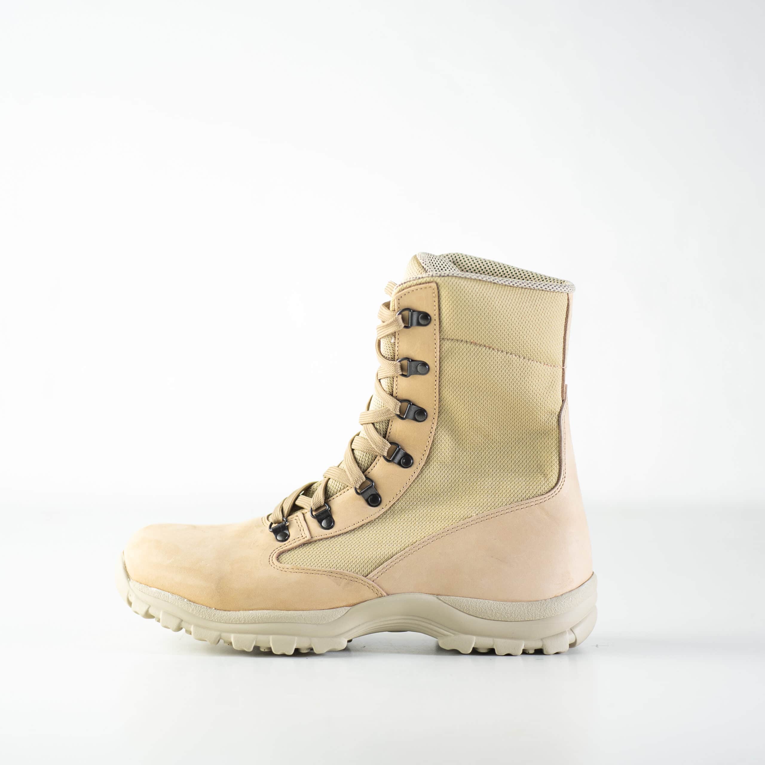 598 Desert Boots - Beige