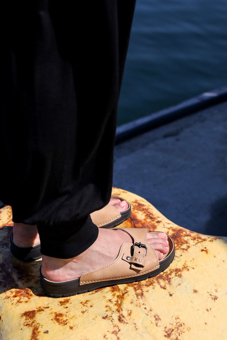 TOKU Rome Sandals - Beige